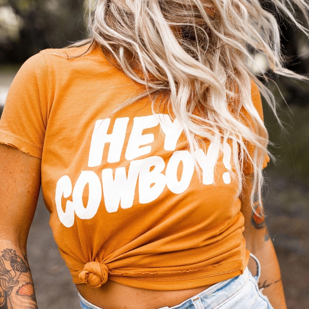 Hey Cowboy! Bandit Brand tee